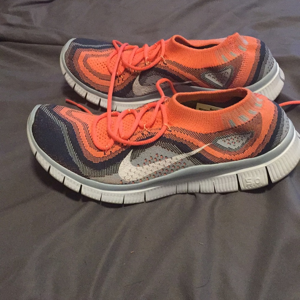 Nike free fly knits